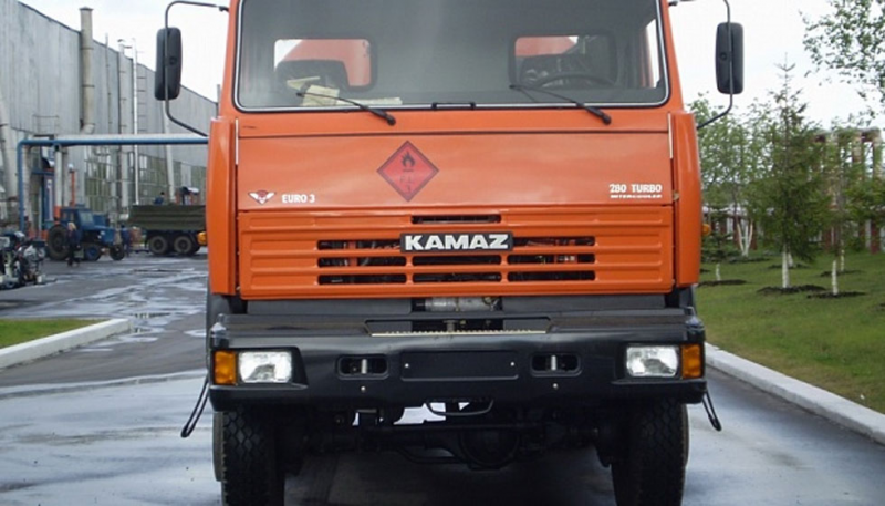 НефАЗ 5633-1011-15 Емкостно-наливная техника (автоцистерна)